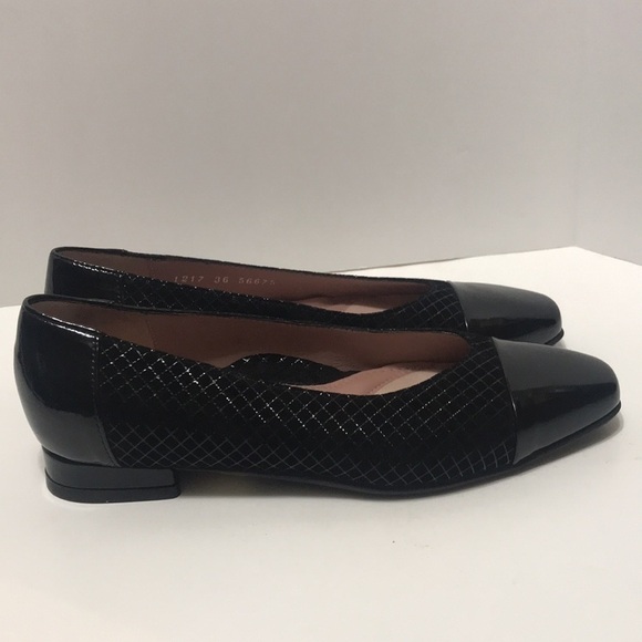 NWT BeautiFeel Black Flats - Picture 5 of 13
